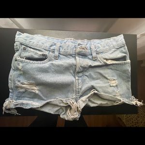 URBAN OUTFITTERS cut off denim shorts size 29